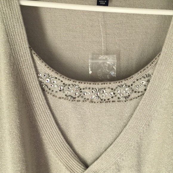 Sweater - Picture 2 of 5